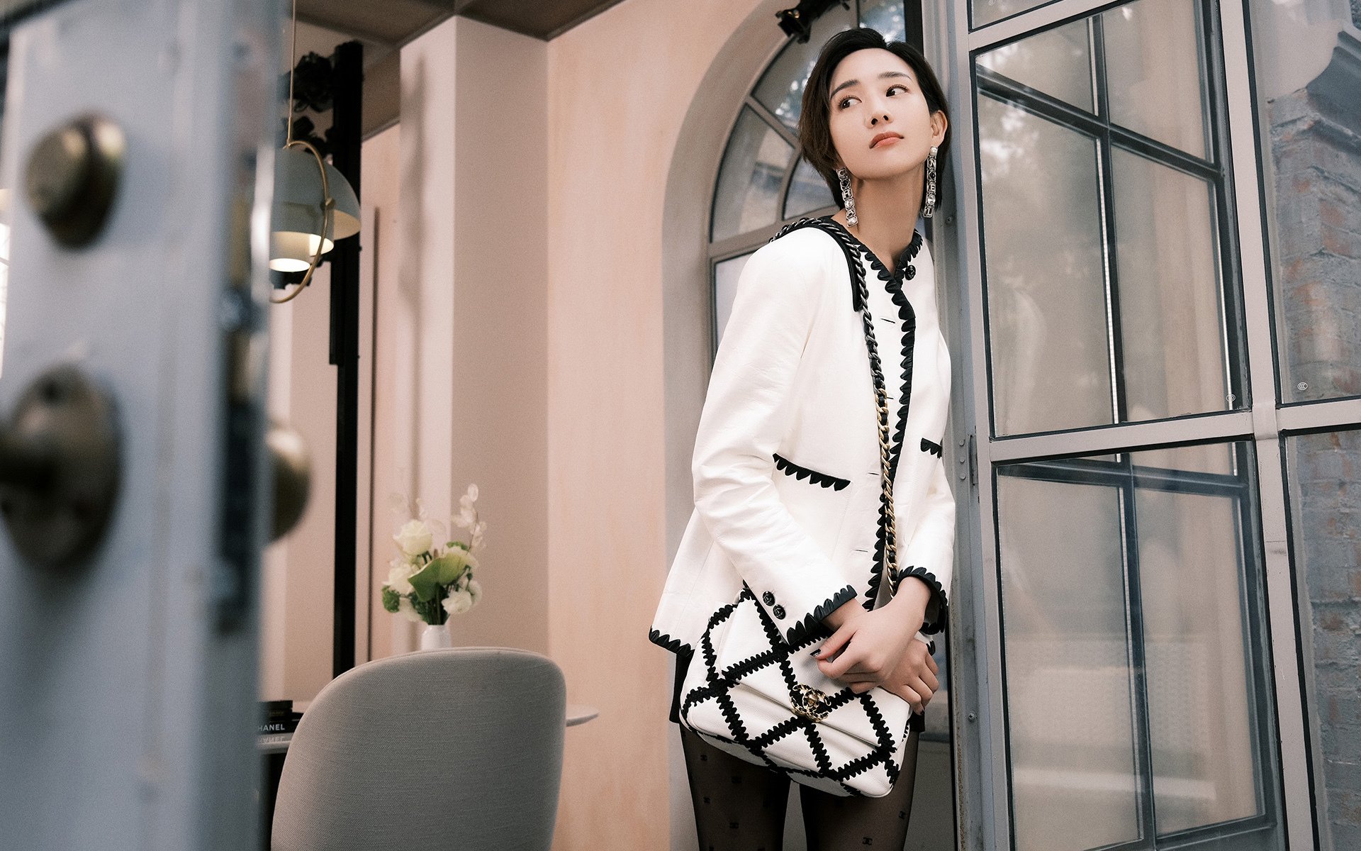 开云体育APP下载-法甲：巴黎在客场2-2逼平里尔，争冠形势依然扑朔迷离，巴黎平局